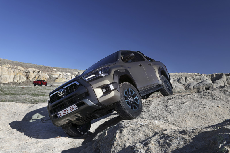 Test Toyota Hilux Hybrid 48V: finesse in een ruwe wereld