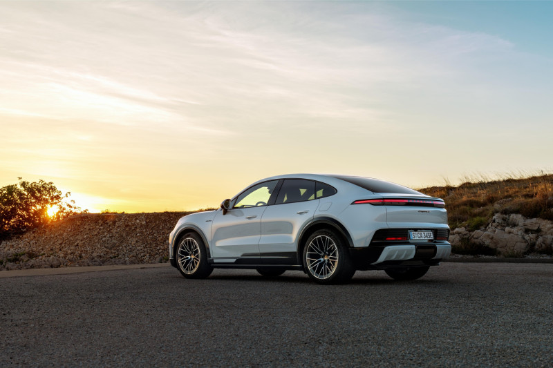 Porsche Cayenne Coupé Electric: krapper en duurder, maar om deze reden wil je hem tóch