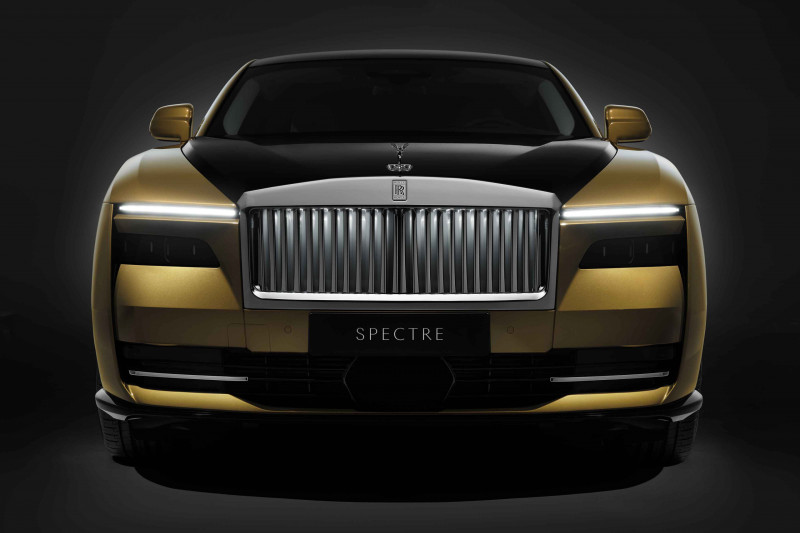 Rolls-Royce Spectre: elektrische Rolls-Royce kost een half miljoen en weegt drie ton
