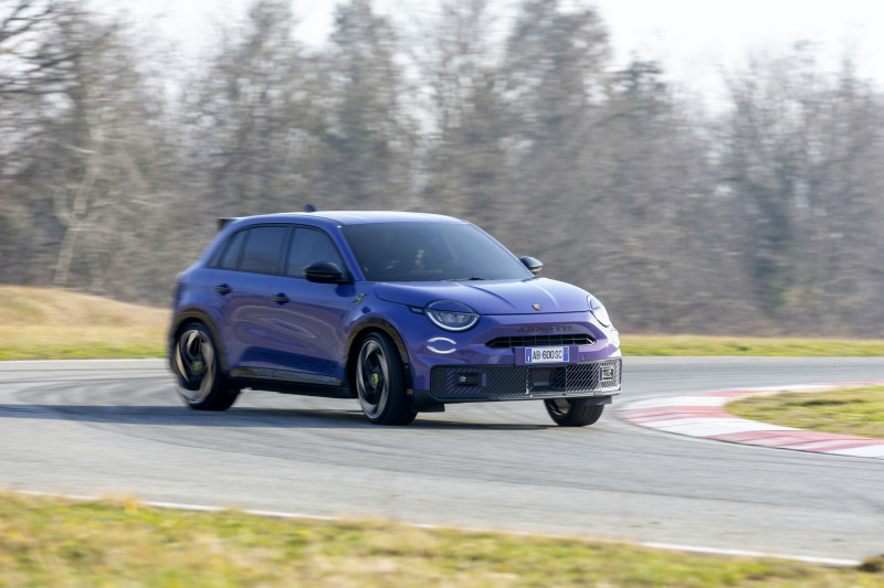 Abarth 600e test: