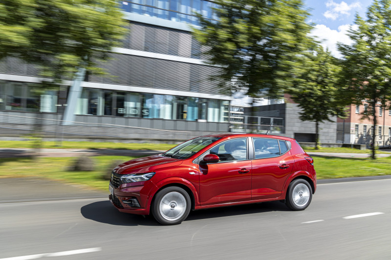 TEST Dacia Sandero, Hyundai i20 1n Opel Corsa: does the cheap Sandero still fall through the basket?