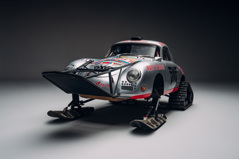 This classic Porsche goes to the South Pole!  Without wheels ...