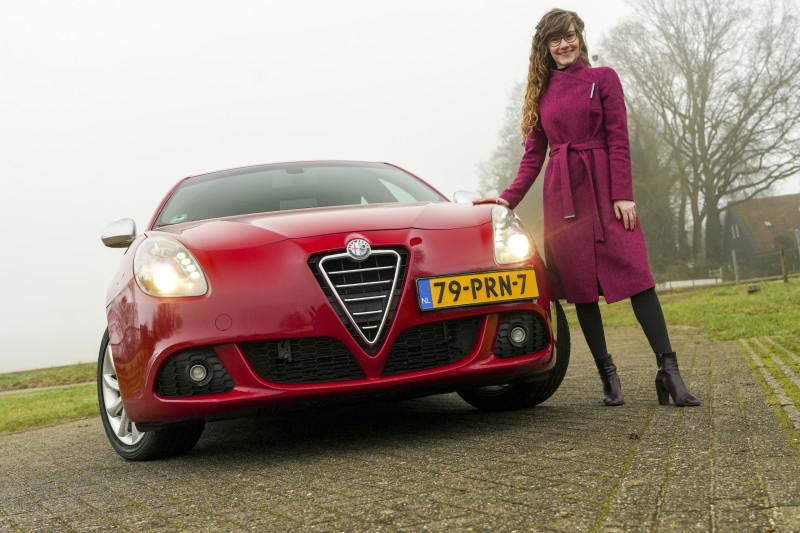 Waarom Laura het soms heel warm krijgt van haar Alfa Giulietta