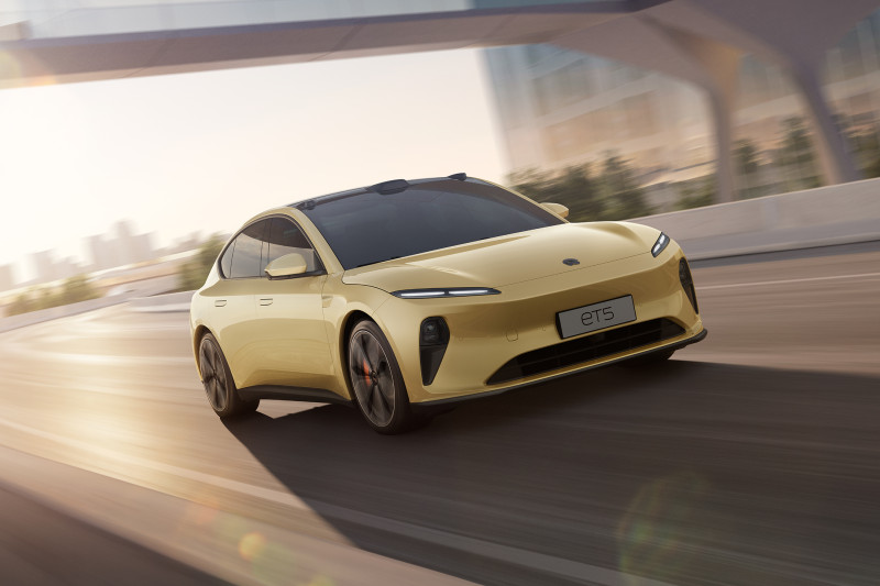 De Nio ET5 moet 1000 km ver komen op een volle accu