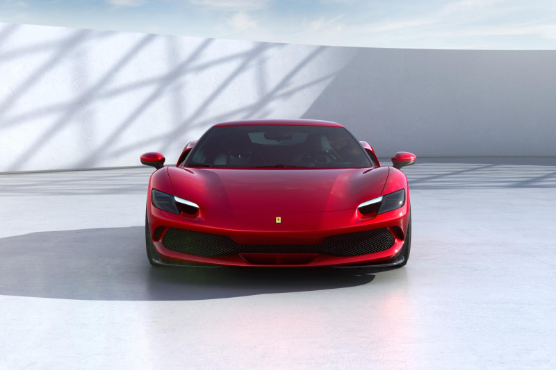 Waarom de eerste elektrische Ferrari designtrekjes van de iPhone krijgt