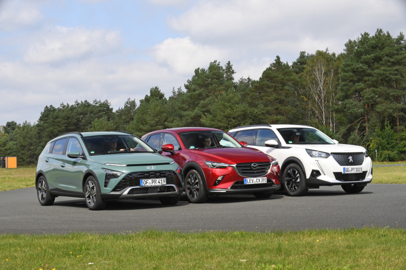 TEST Hyundai Bayon, Mazda CX-3 en Peugeot 2008 - waarom de comfortabelste kleine suv niet uit Frankrijk komt