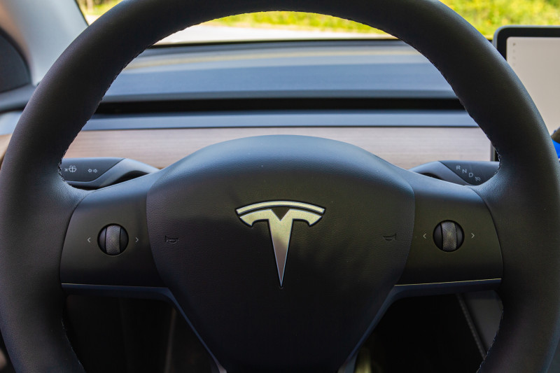 Test - Yes, the Tesla Model Y is good, but Tesla's lead is shrinking...