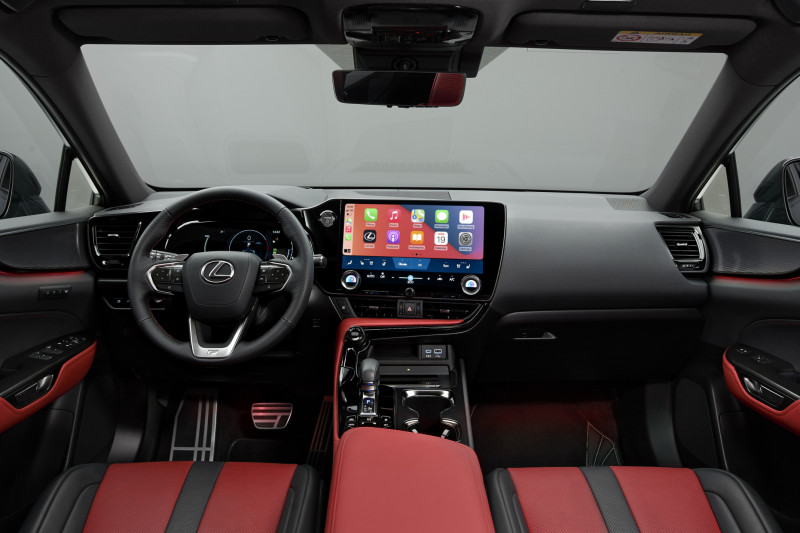 New Lexus NX plug-in hybrid: Lexus still believes in plugs