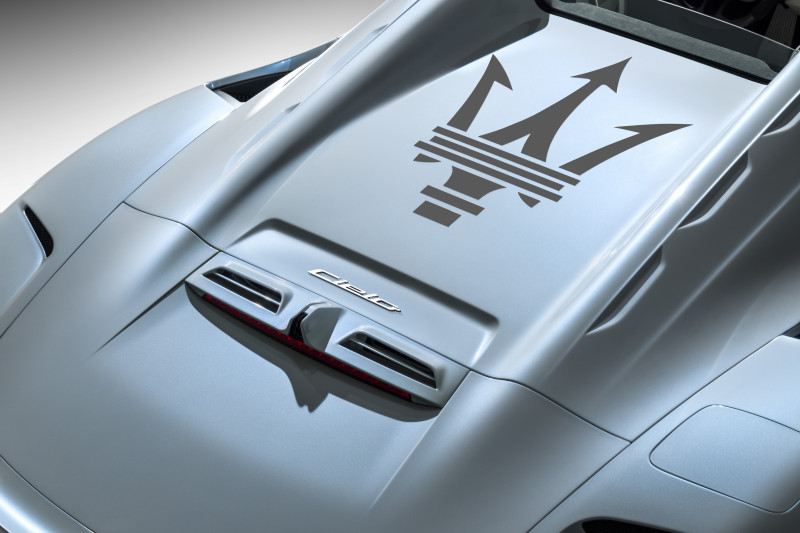 De nieuwe Maserati MC20 Cielo kun je vanuit de ruimte herkennen
