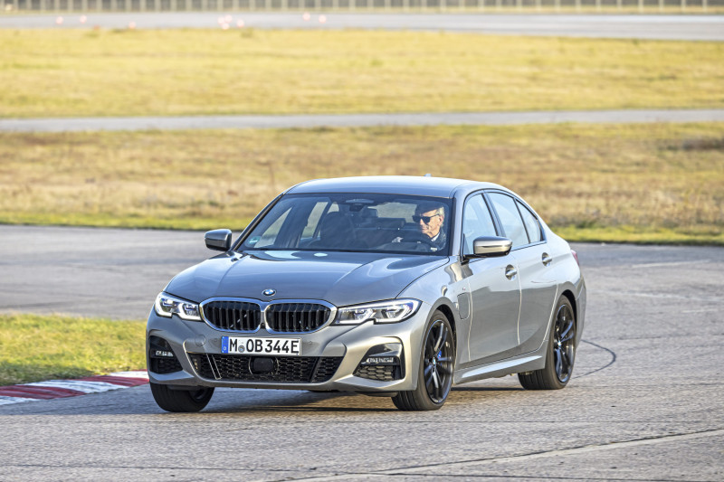 TEST Does the plug-in hybrid Mercedes C 300e really have a range of 100 kilometers?