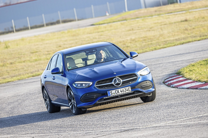 TEST Does the plug-in hybrid Mercedes C 300e really have a range of 100 kilometers?