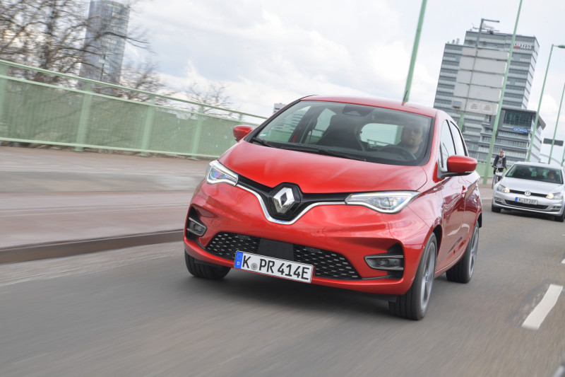 Why not the Renault Zoe, but the Fiat 500e is the best 'cheap' electric car