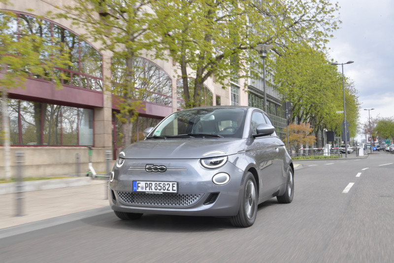 Why not the Renault Zoe, but the Fiat 500e is the best 'cheap' electric car