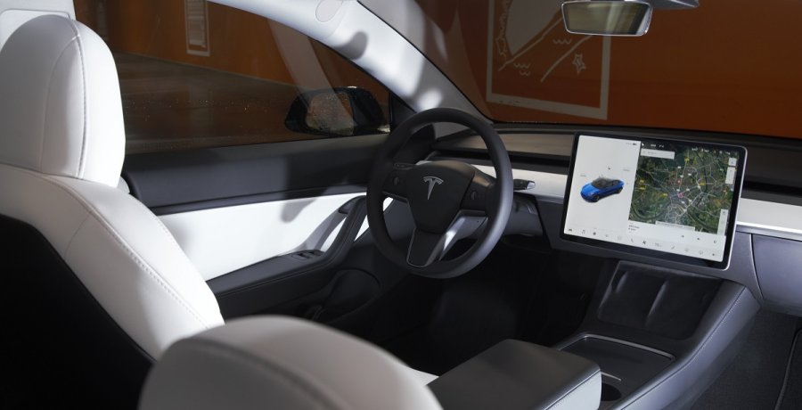 Eerste review: de Tesla Model 3 Long Range (2021) is merkbaar verbeterd