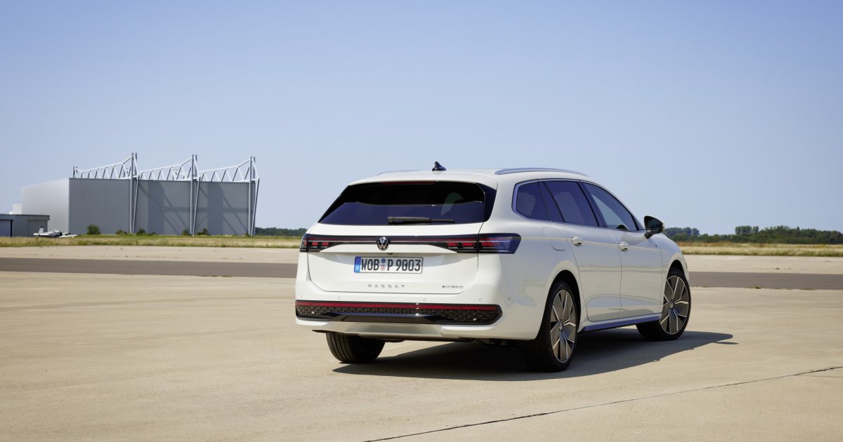 Volkswagen Passat 2024 года только на замену и еще 5 фактов