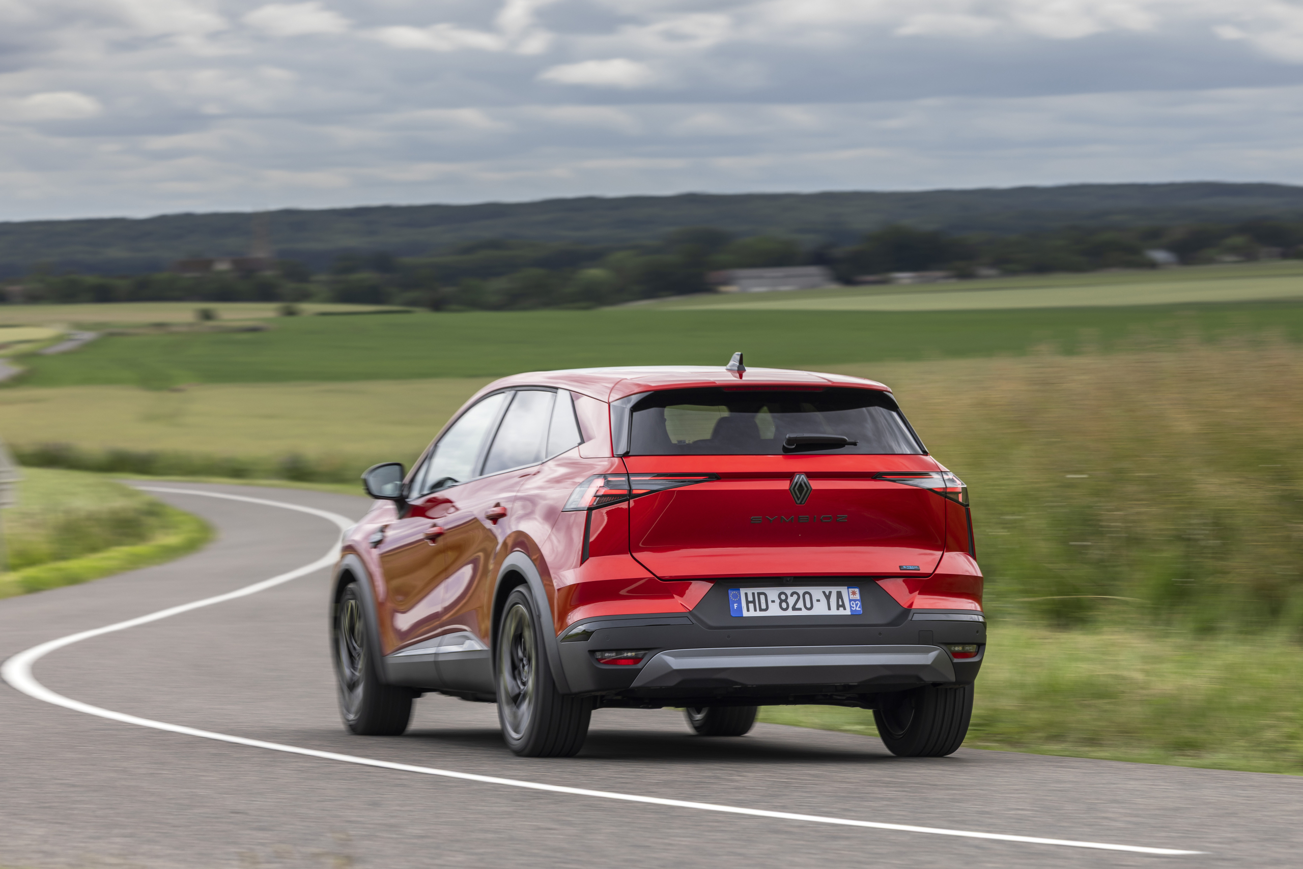 Review Renault Symbioz 160 (2025) – nu nog sterkere concurrent voor Toyota Corolla Cross