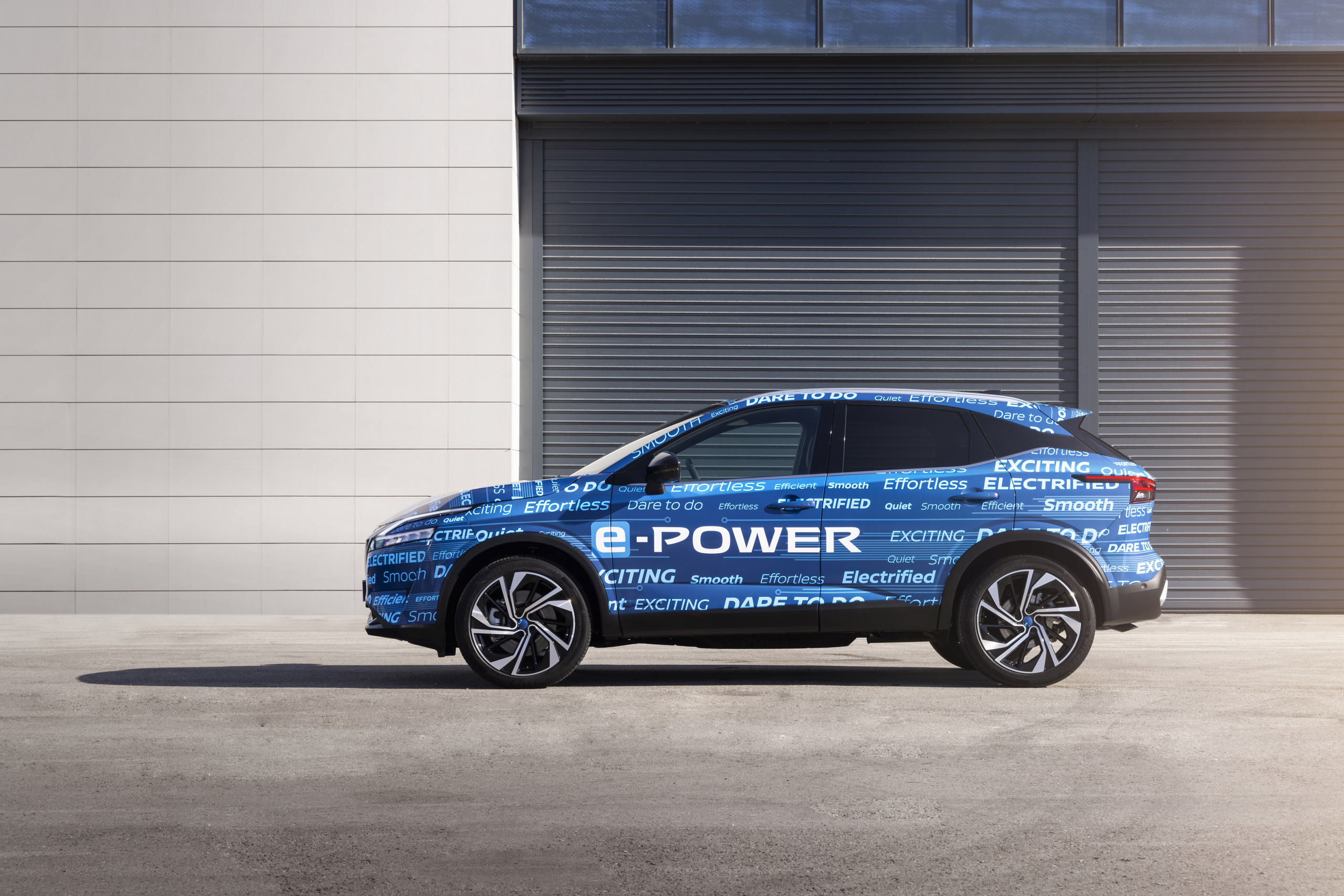 Waarom je met de elektrische Nissan Qashqai E-Power gewoon benzine moet tanken