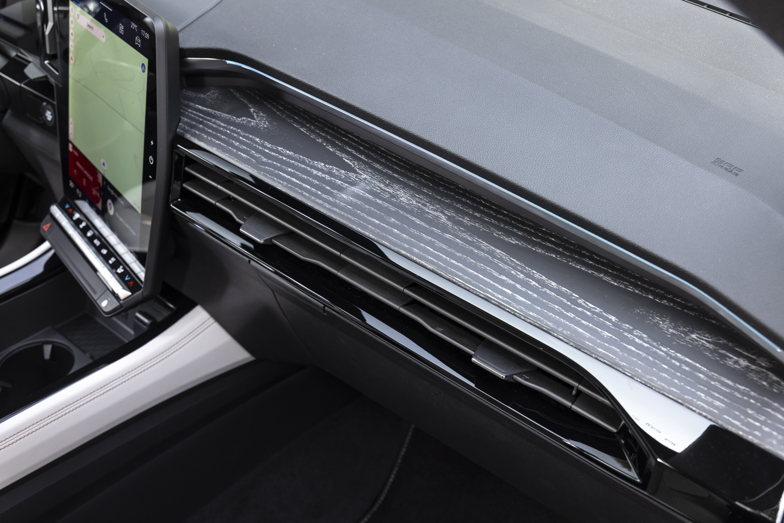 Waarom de nieuwe Renault Espace (2025) je in de war brengt