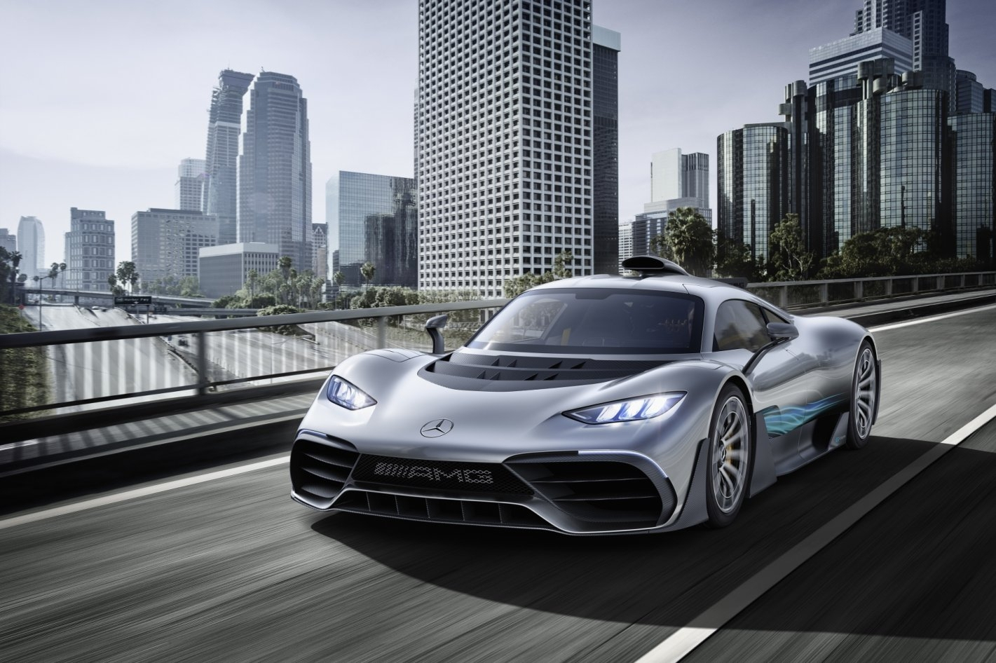 Mercedes-AMG One met Formule 1-techniek is een gebed zonder end