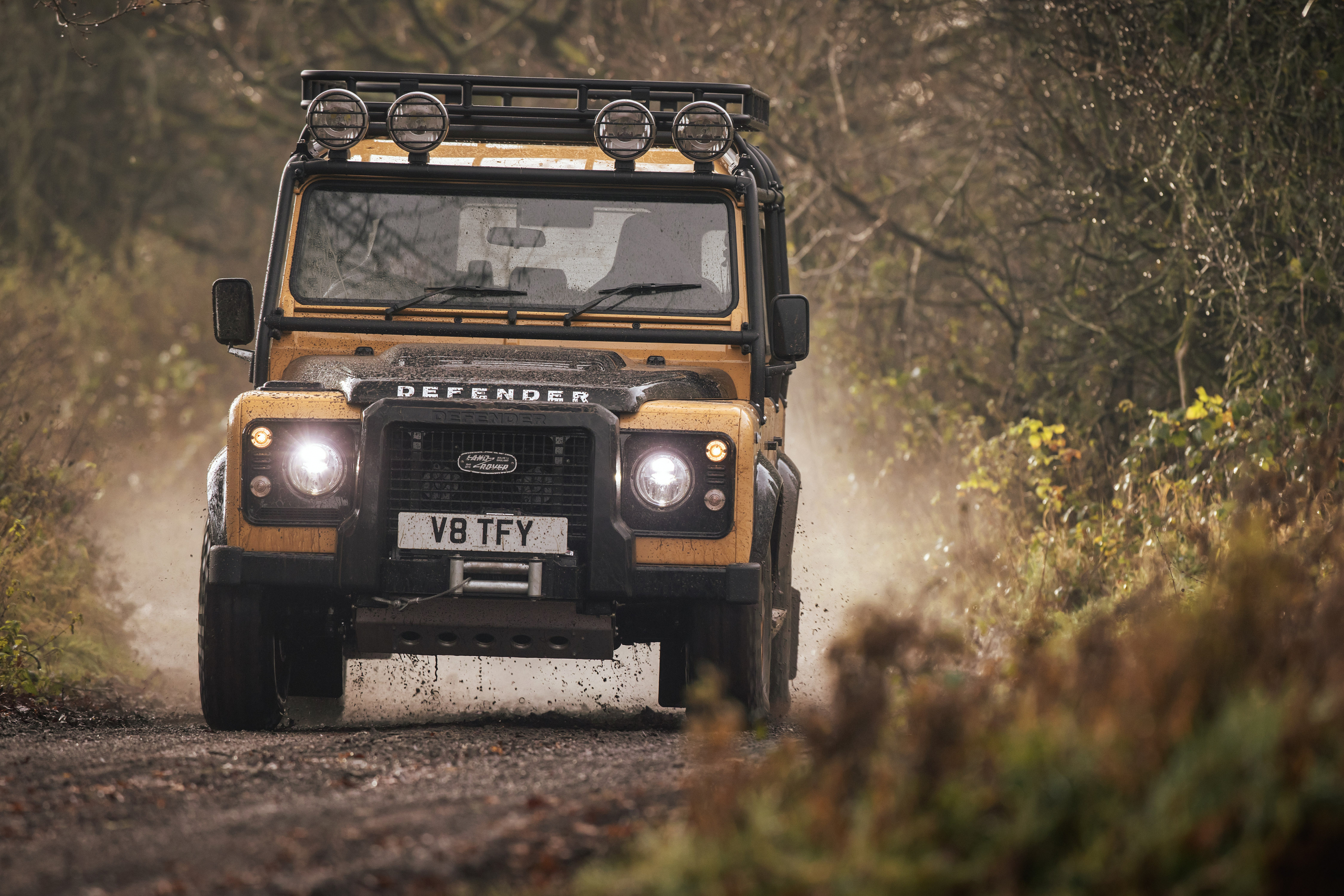 Oude Land Rover Defender kan geen afscheid nemen, gaat weer in productie