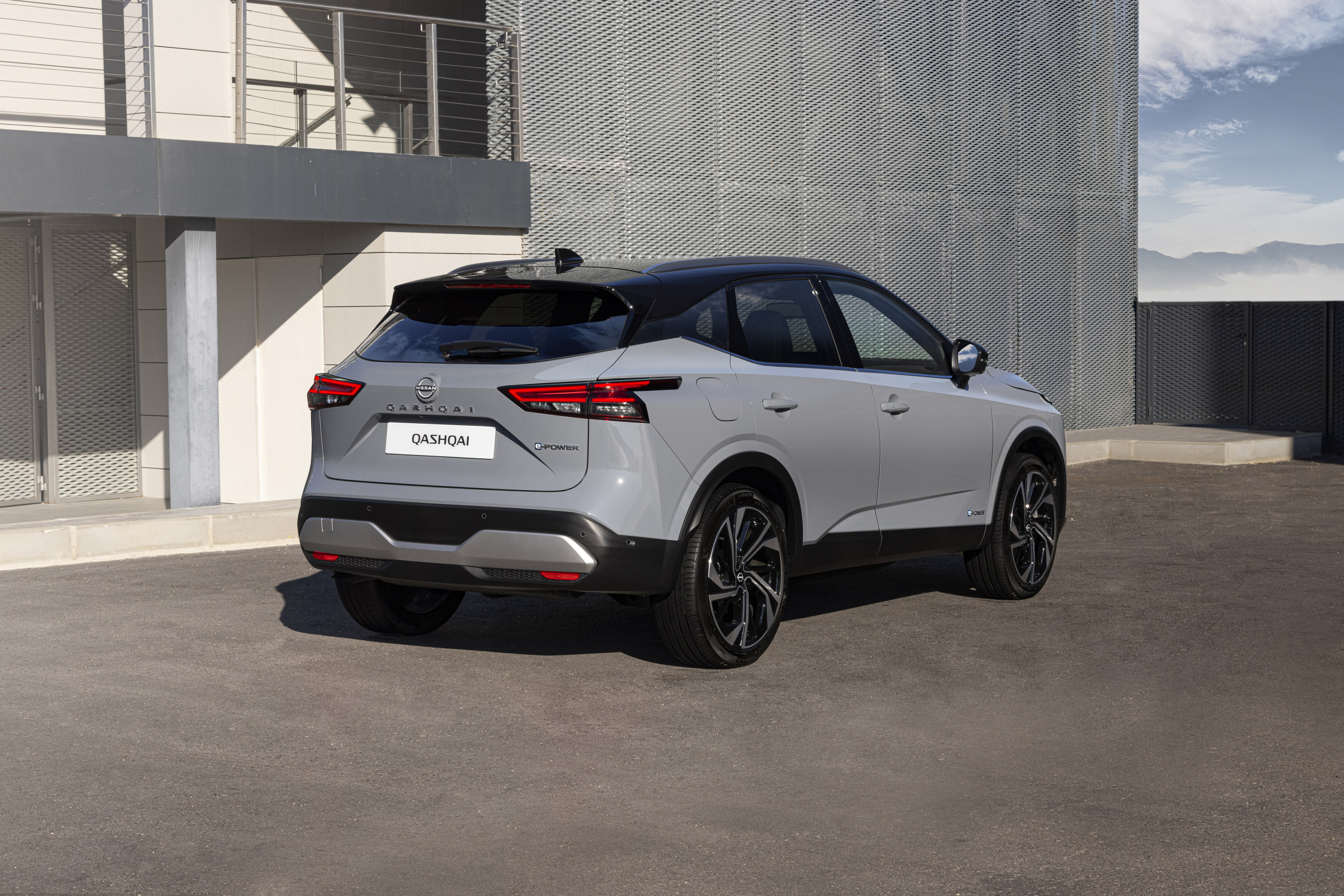 Waarom je met de elektrische Nissan Qashqai E-Power gewoon benzine moet tanken