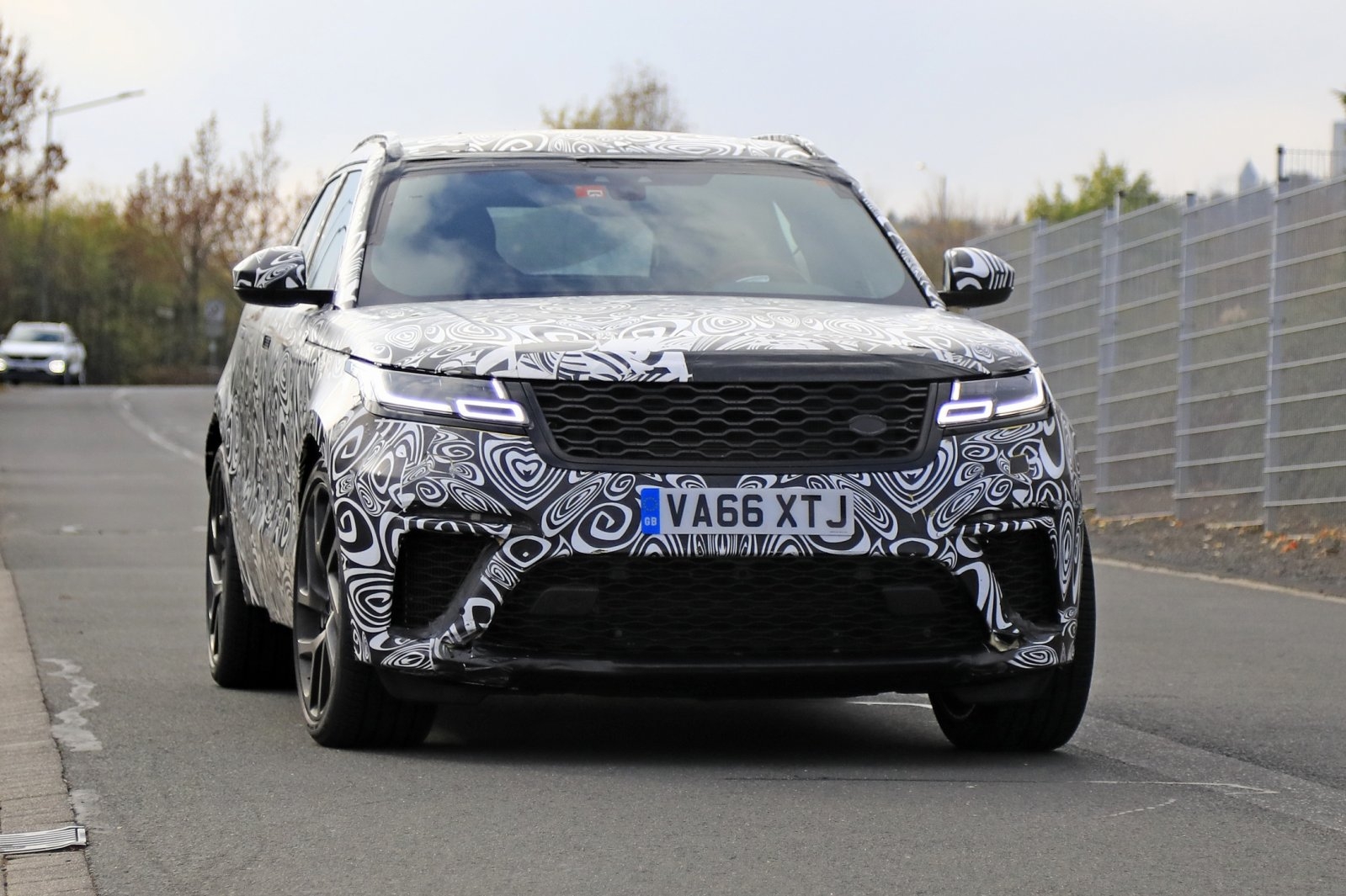 Range Rover Velar SVR