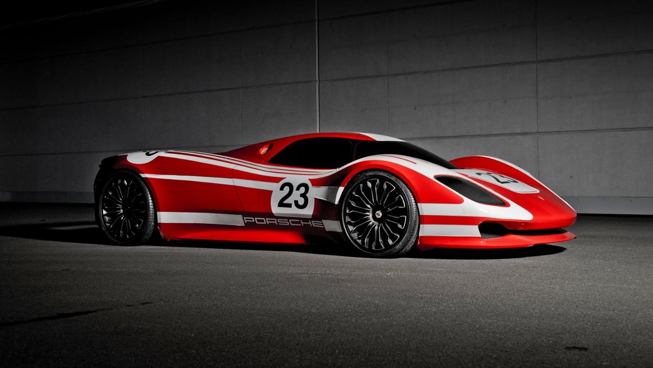 Porsche viert vijftig jaar 917 met fraaie concept car