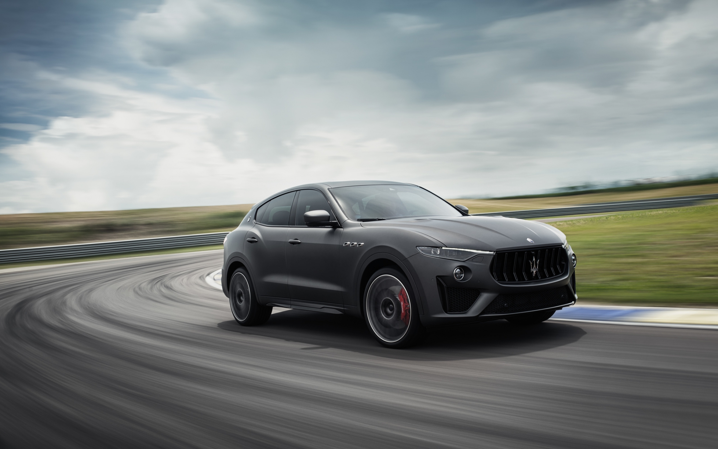 Maserati Levante met 500+ pk sterke V8 eindelijk naar Nederland