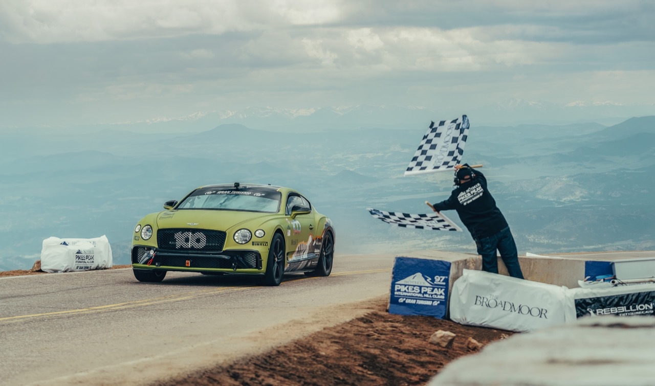 Klimgeit Bentley Continental GT pakt Pikes Peak-record