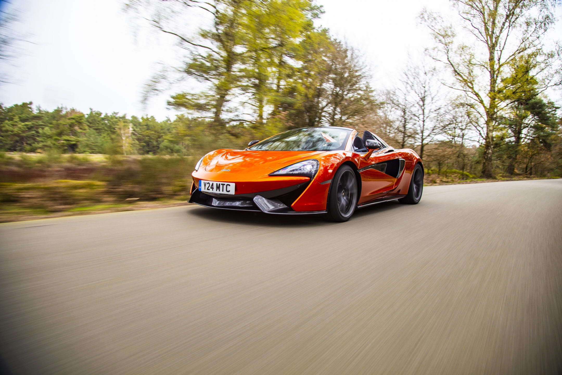 De McLaren 570S Spider is onweerstaanbaar