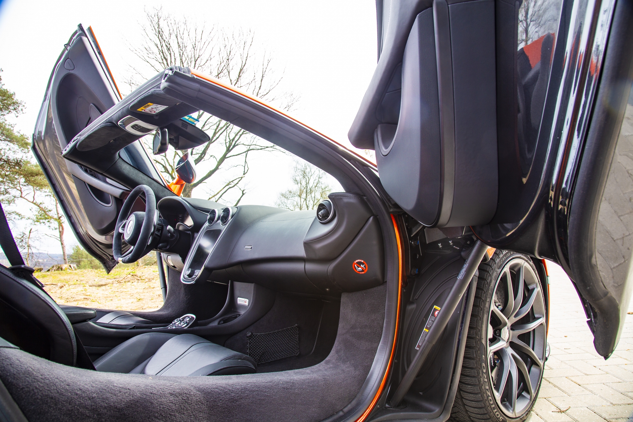 De McLaren 570S Spider is onweerstaanbaar