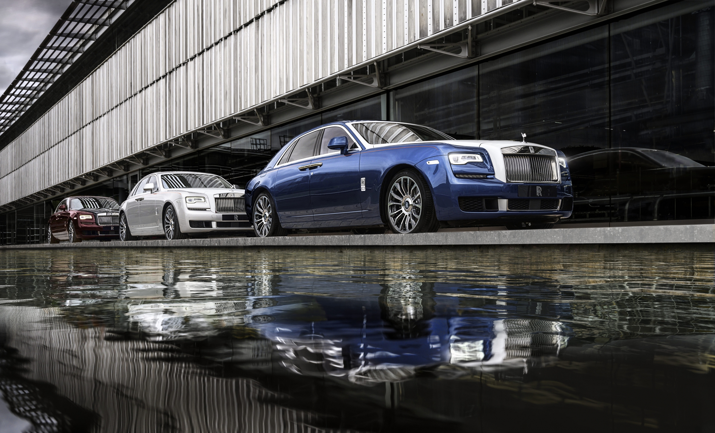 Fout parkeren met een Rolls-Royce Ghost