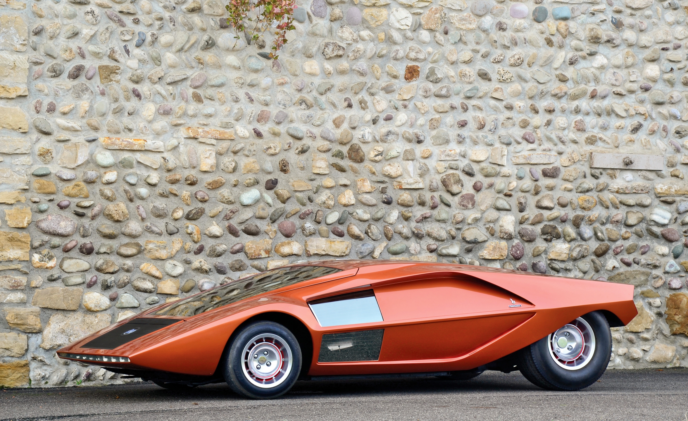 Top 10: Deurstopperdesign - De wigvormigste concept cars ooit