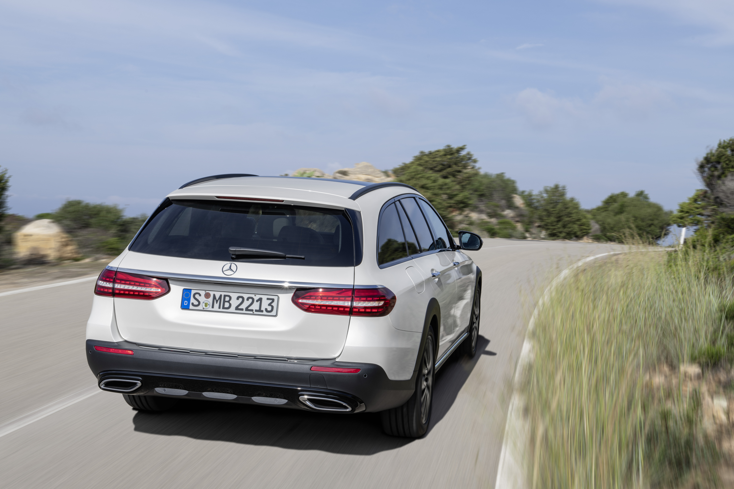 Vernieuwde Mercedes E-Klasse kost net geen 60.000 euro