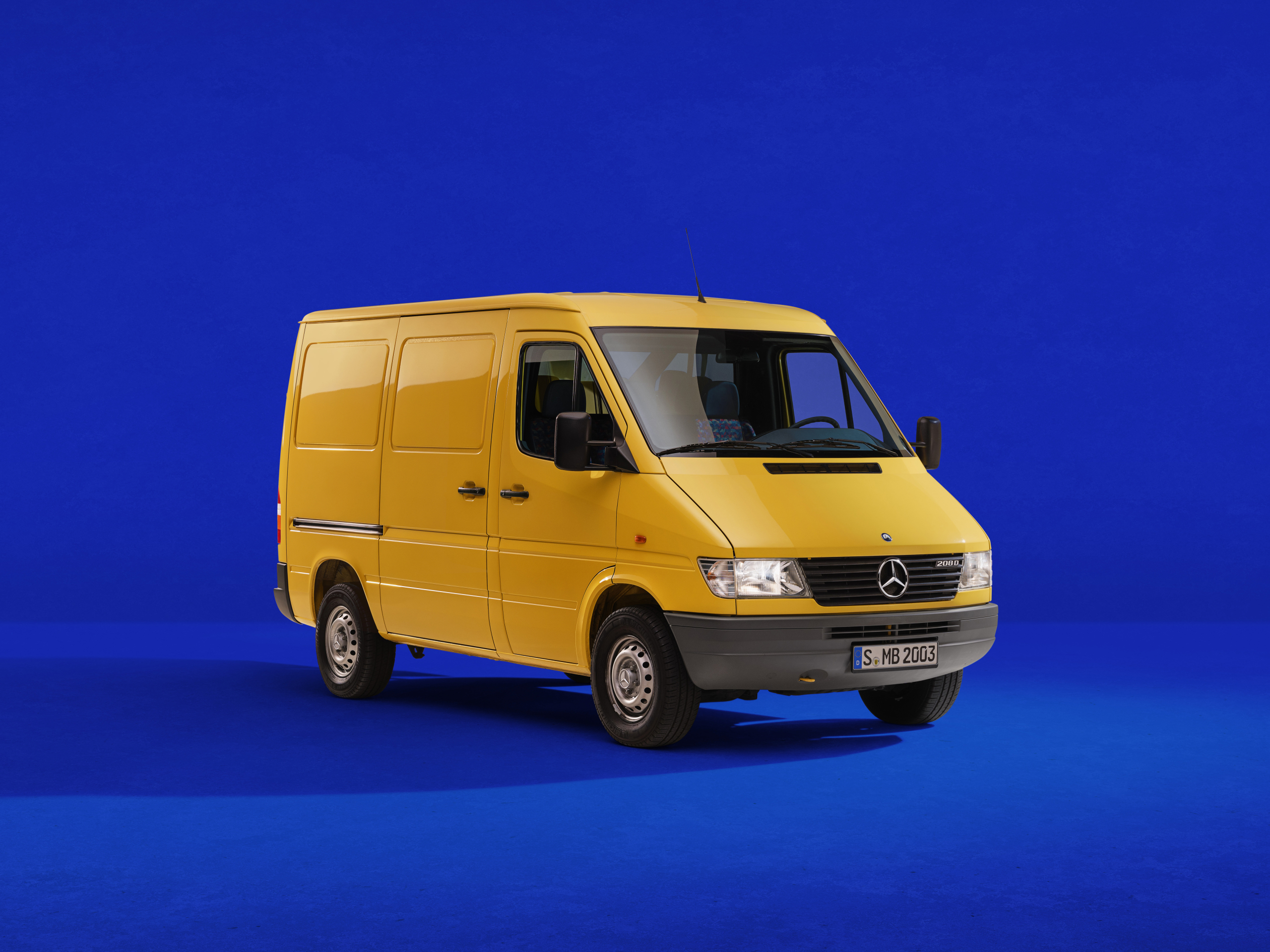 Mercedes-Benz Sprinter viert 30-jarig jubileum: 5 bijzondere mijlpalen