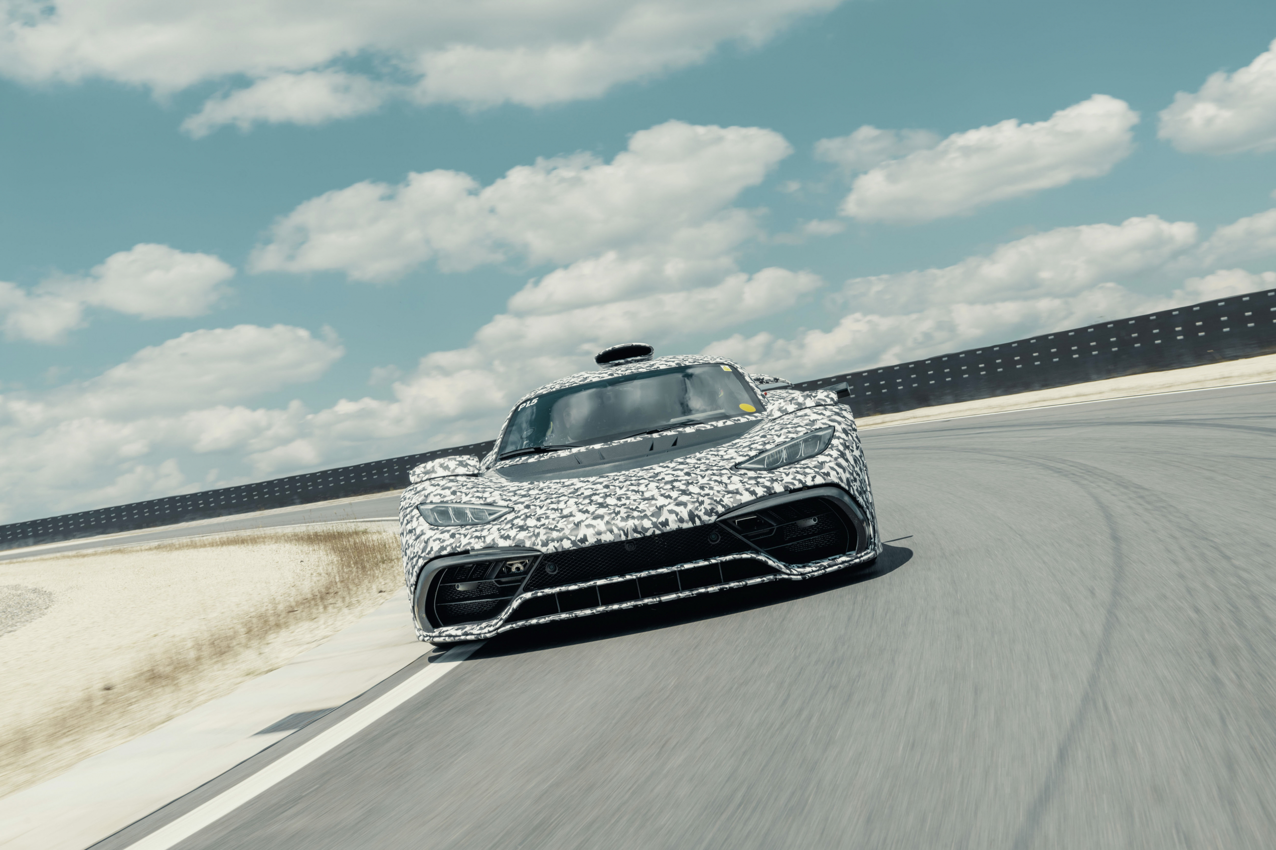 Mercedes-AMG Project One schiet voor geen meter op