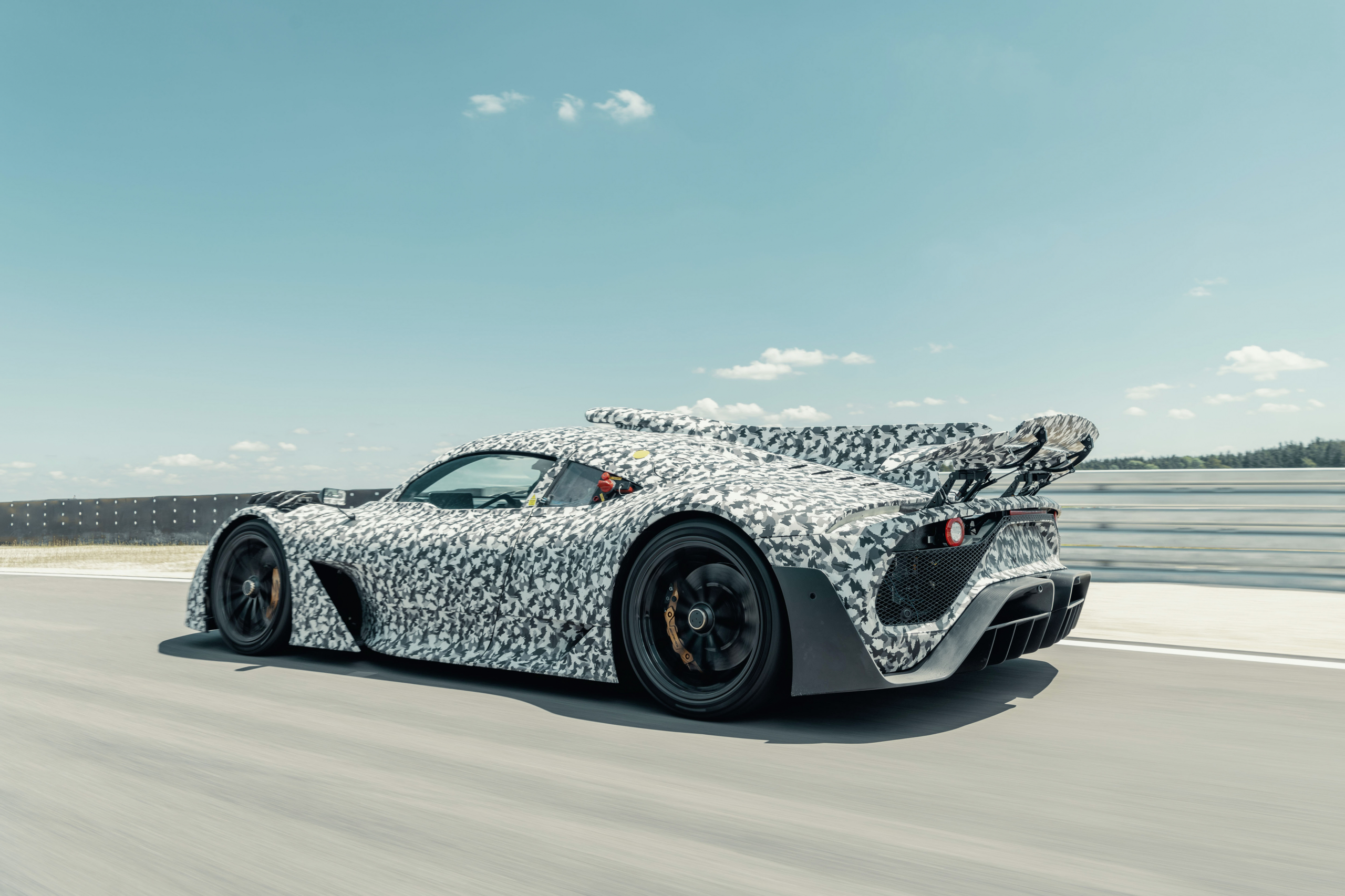 Mercedes-AMG Project One schiet voor geen meter op