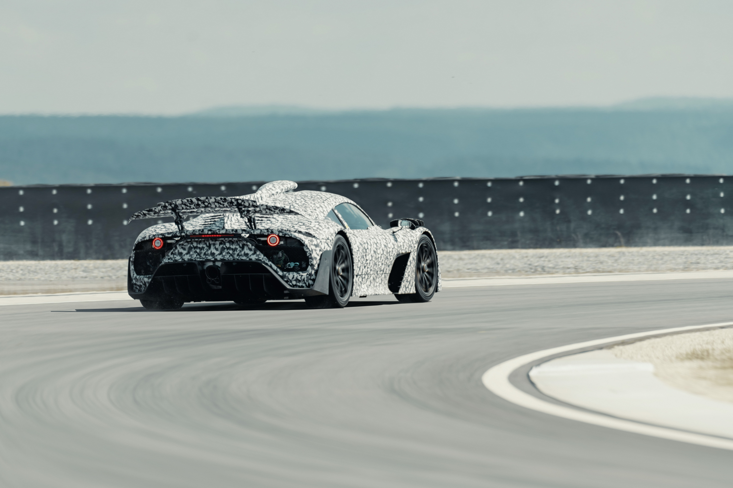'Mercedes-bestuur was dronken toen het besloot de AMG Project One te bouwen'