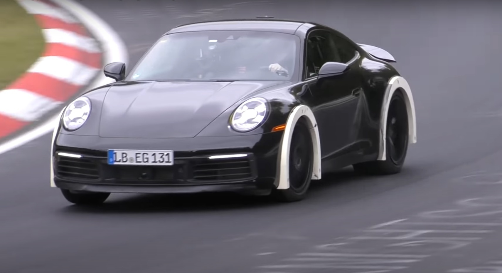 Waarom staat dit Porsche 911-prototype zo hoog op z'n wielen?