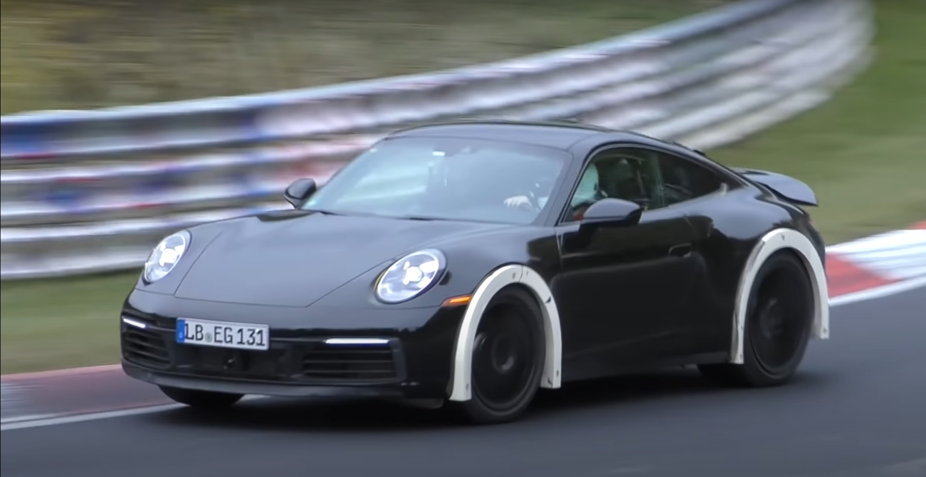 Waarom staat dit Porsche 911-prototype zo hoog op z'n wielen?