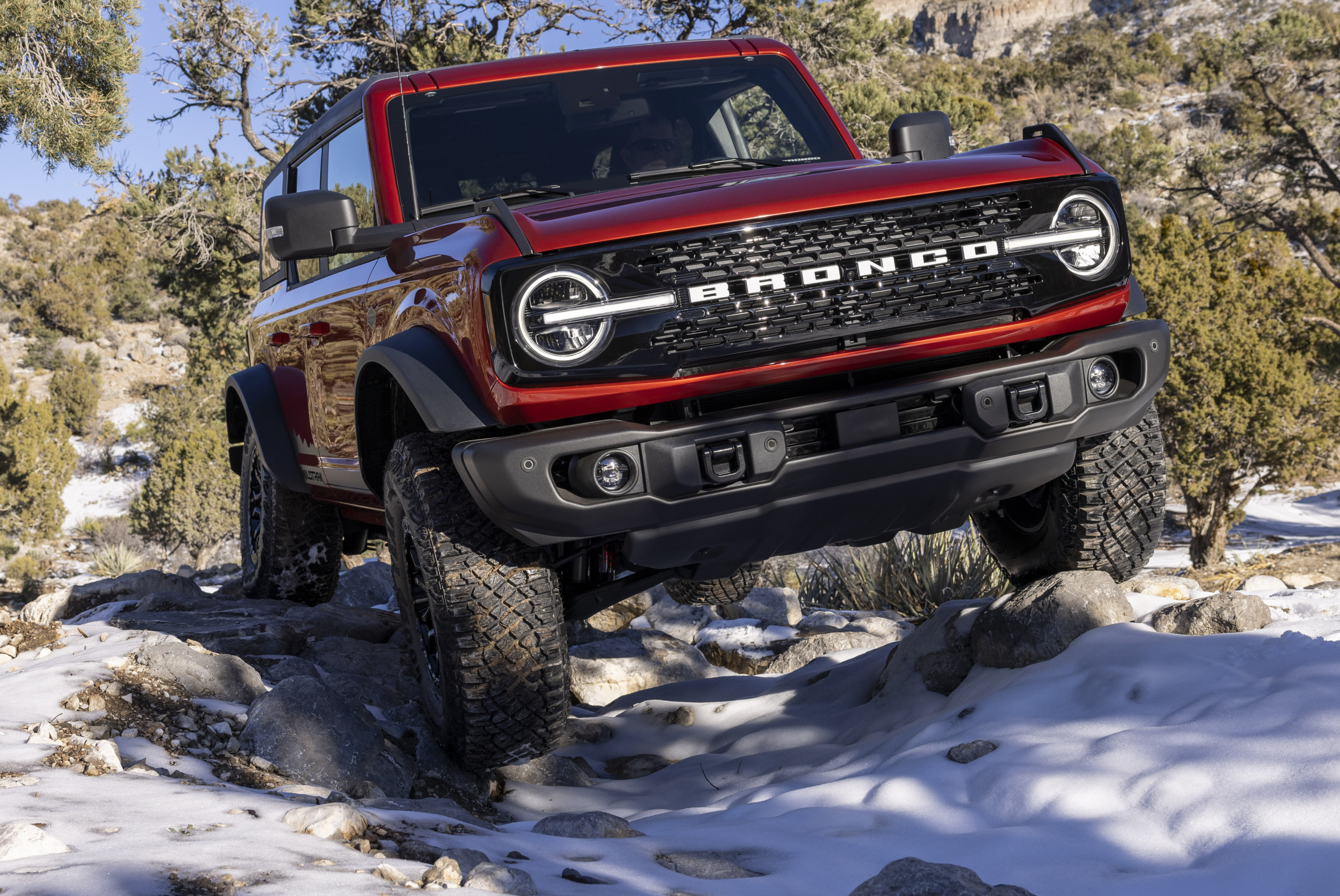 Ford Bronco test: de Wrangler-concurrent die in 2023 naar Nederland komt