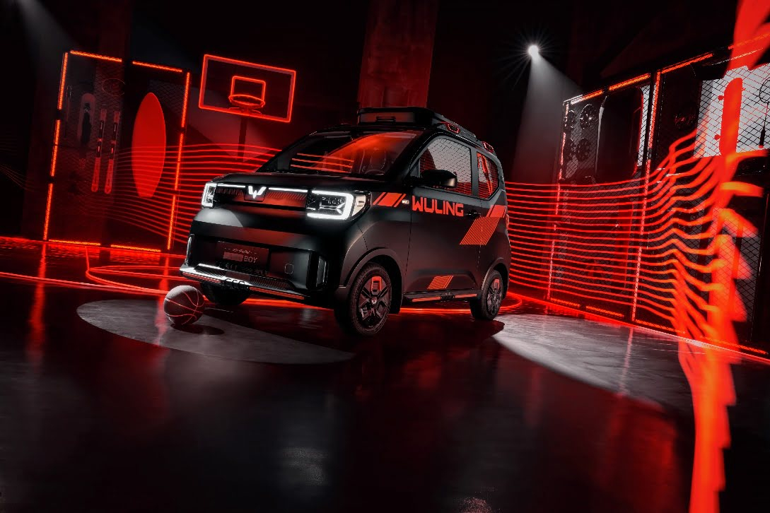 Uitdaging: noem een betere autonaam dan Wuling MINI EV GameBoy Party Sweetheart Edition