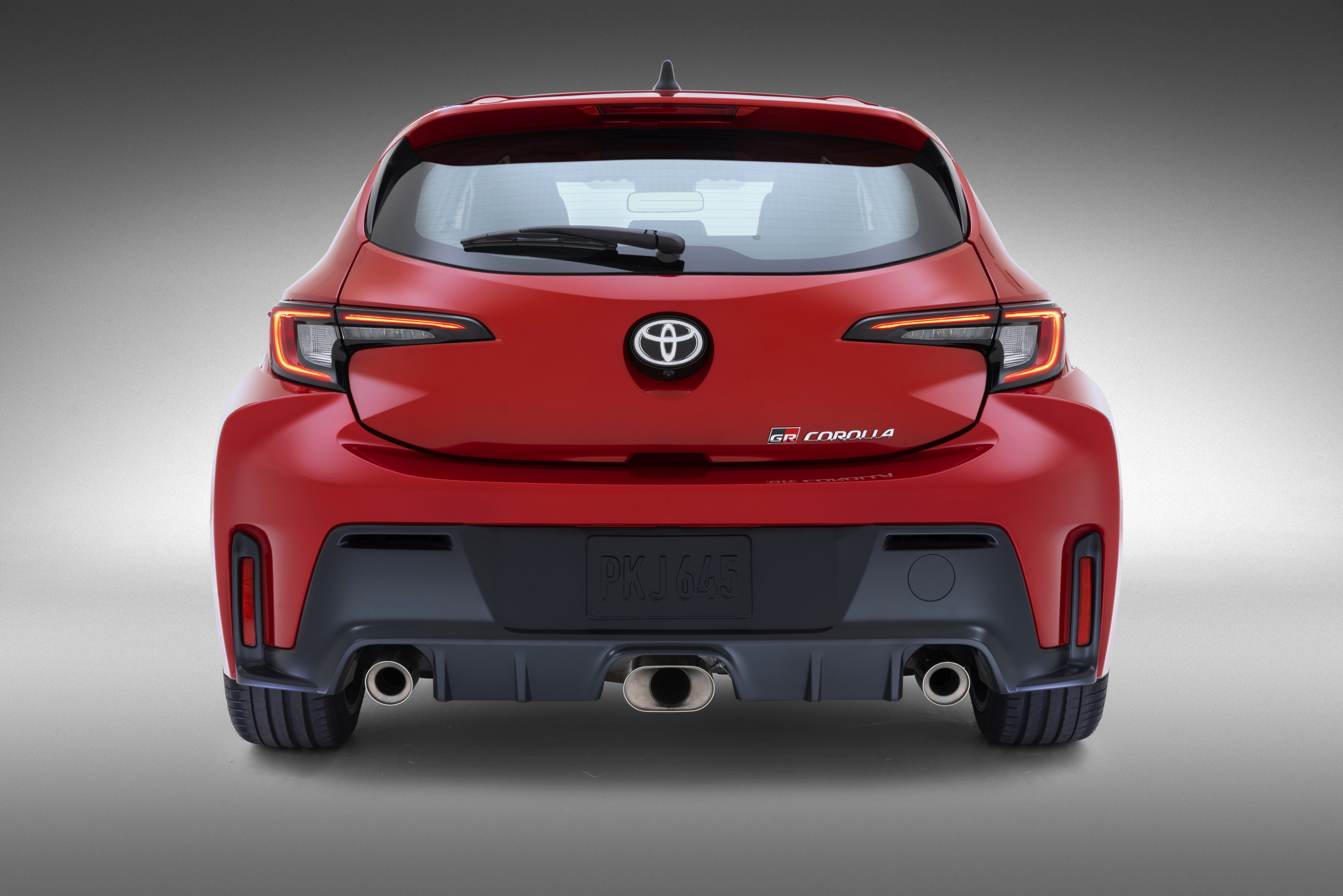 BAM!!! Drie uitlaten (!) en 300 pk voor de knotsgekke Toyota GR Corolla