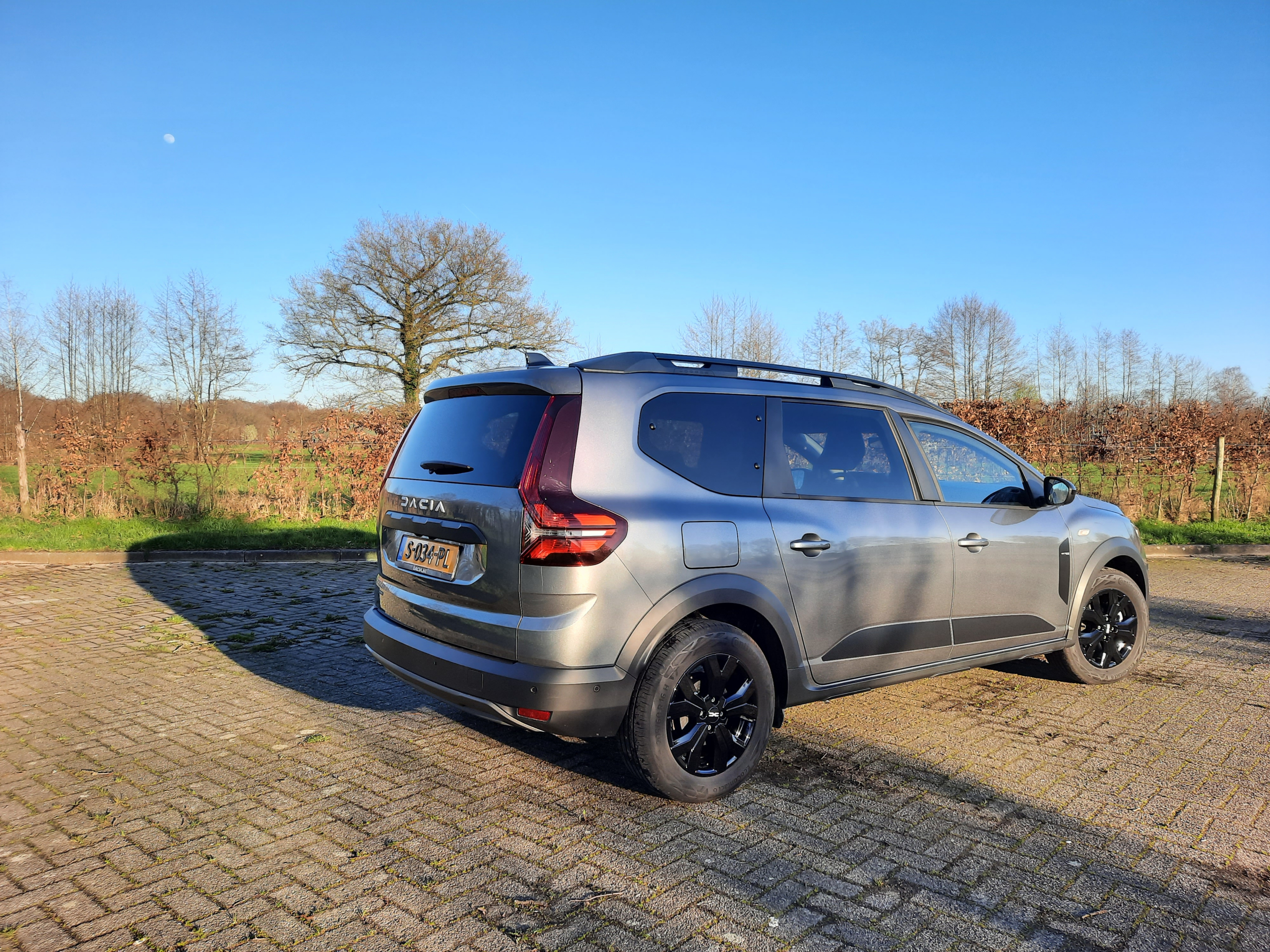 Review: Dacia Jogger Hybrid 140 (2023) –duurste Jogger is misschien wel voordeligste Dacia ooit