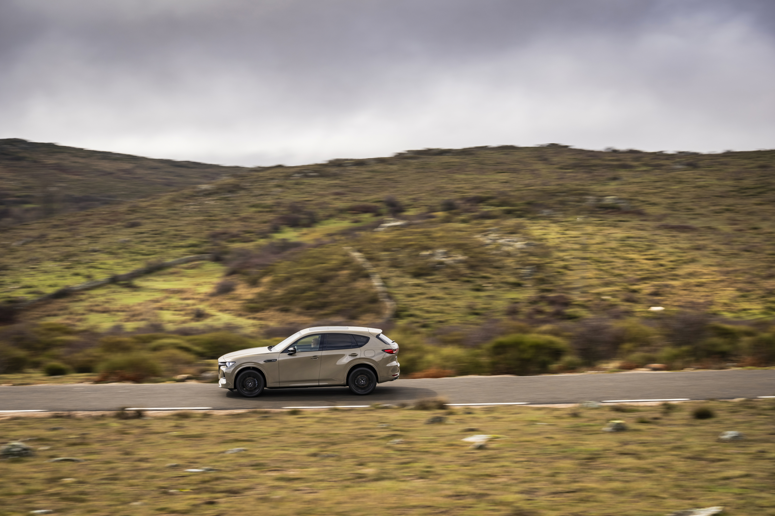 TEST Mazda CX-60 - hoe zachte heelmeesters kinderziekten lieten genezen