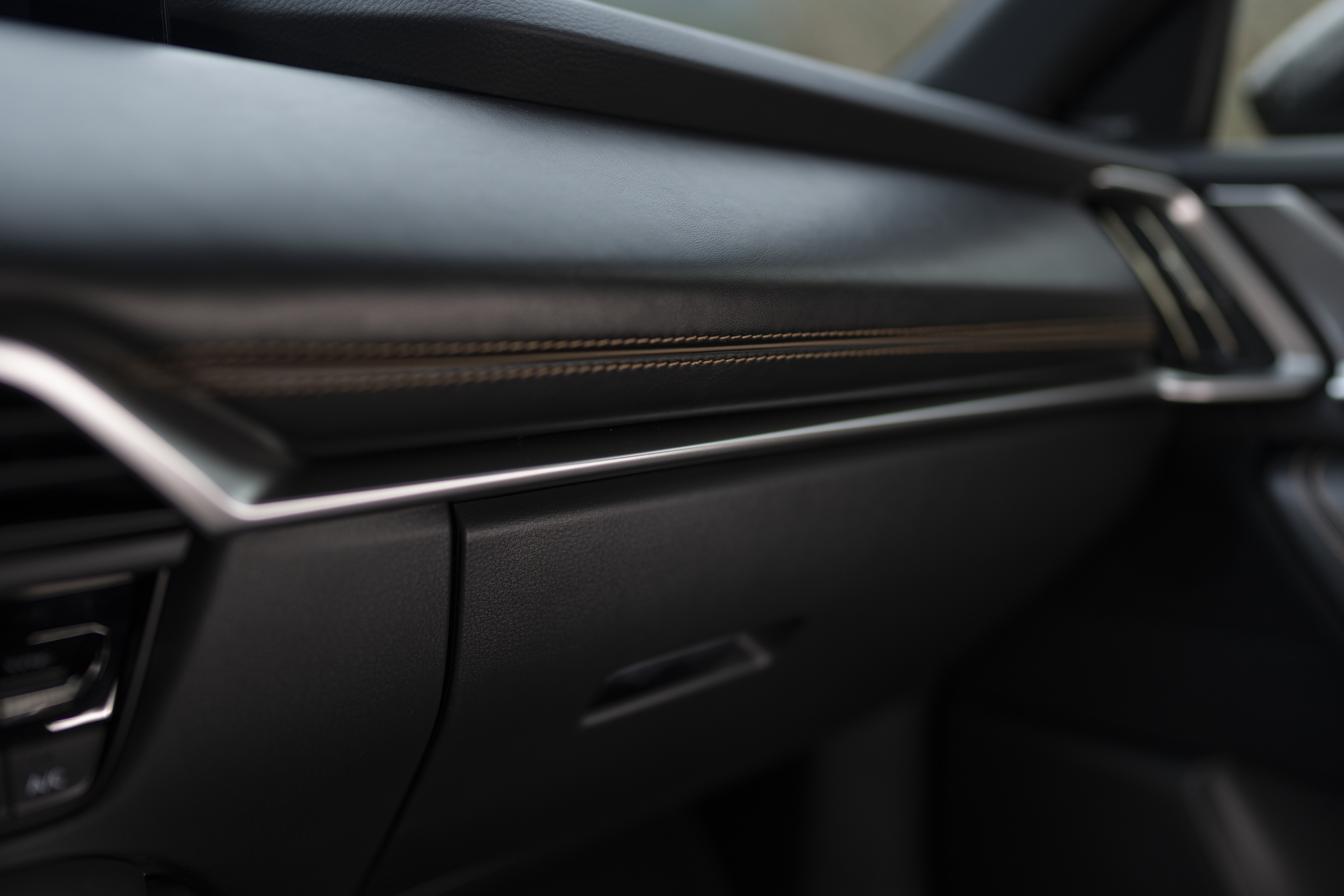 TEST Mazda CX-60 - hoe zachte heelmeesters kinderziekten lieten genezen