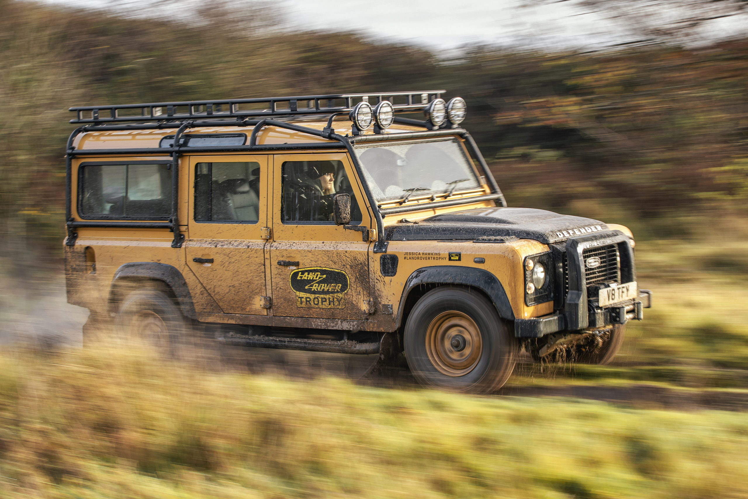 Oude Land Rover Defender kan geen afscheid nemen, gaat weer in productie