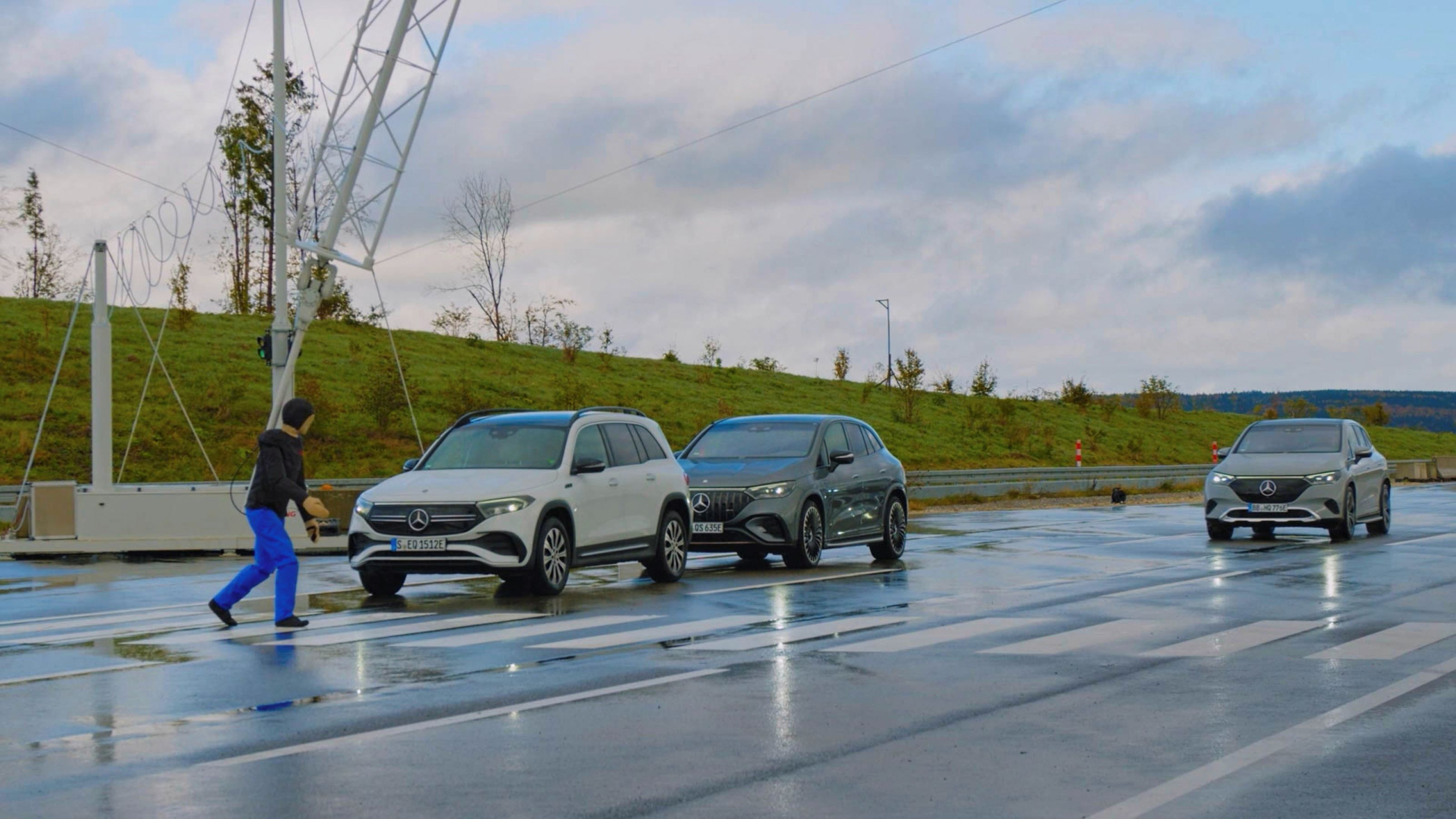 Wát?! Deze dure Mercedes krijgt een Chinese benzinemotor
