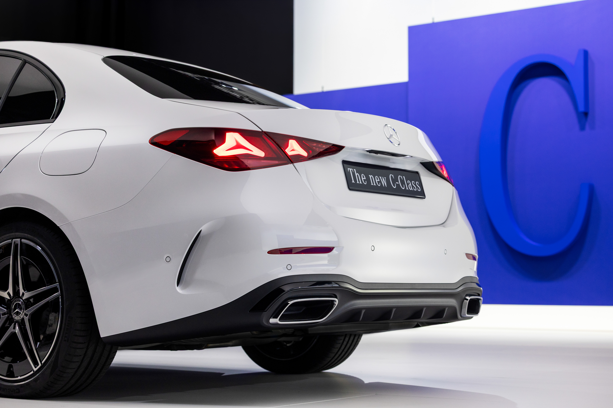 Mercedes doet iets geks: twee keer een 'nieuwe' C-Klasse in één jaar