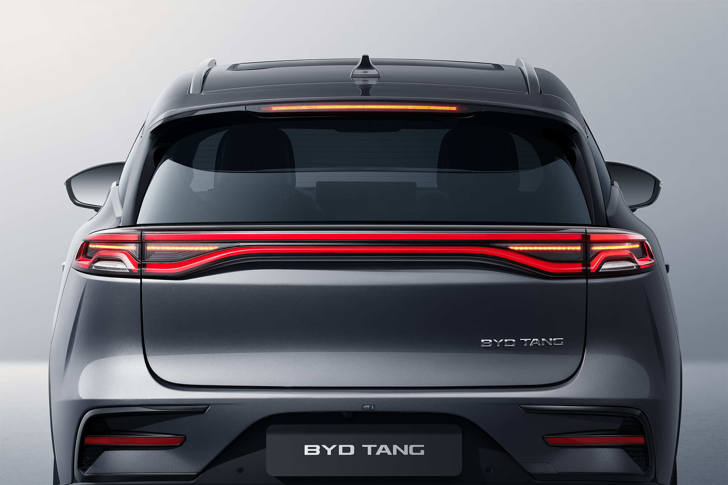 Deze elektrische suv met 7 zitplaatsen heeft een batterij van 108,8 kWh